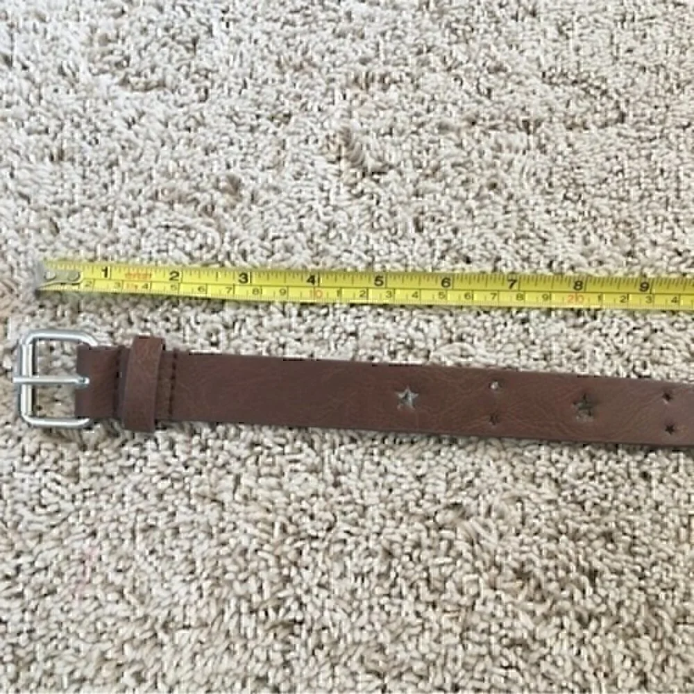 Girls size large brown cutout star belt